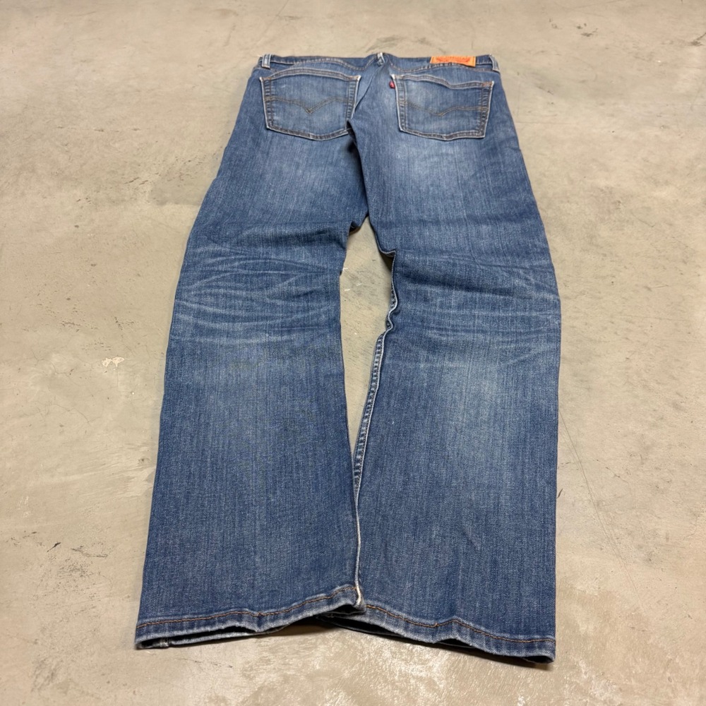 Vintage y2k Levi's Denim Jeans - Picture 1 of 3
